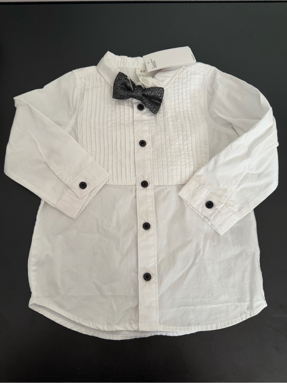 H&M White Long-Sleeve Pleated Front Shirt with Black Bow Tie - Kids
